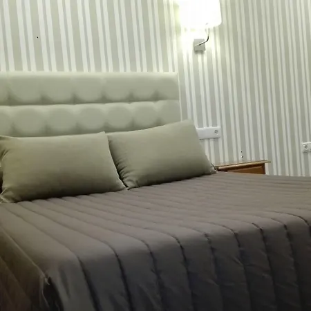 Rambla Emerita, Centro Ciudad 2*