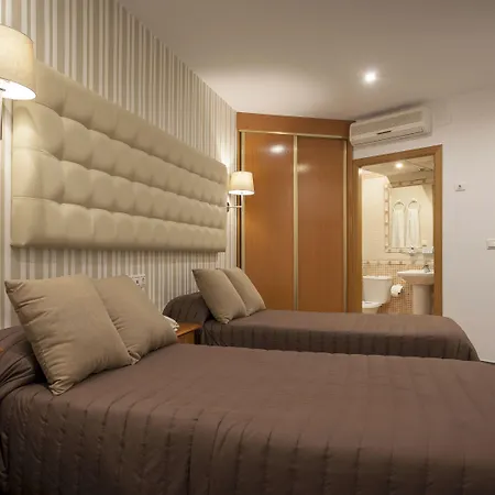 فندق Rambla Emerita, Centro Ciudad 2*