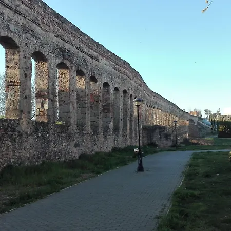Rambla Emerita, Centro Ciudad 2*