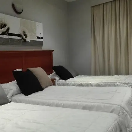 Rambla Emerita, Centro Ciudad Hotel