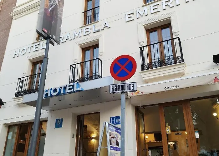 Rambla Emerita, Centro Ciudad ホテル 2*