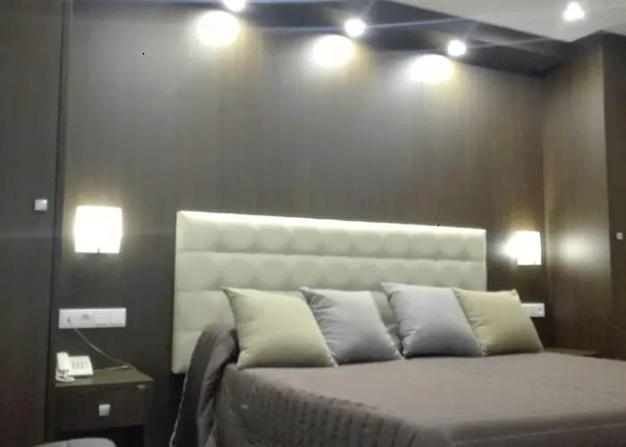 Rambla Emerita, Centro Ciudad 2*