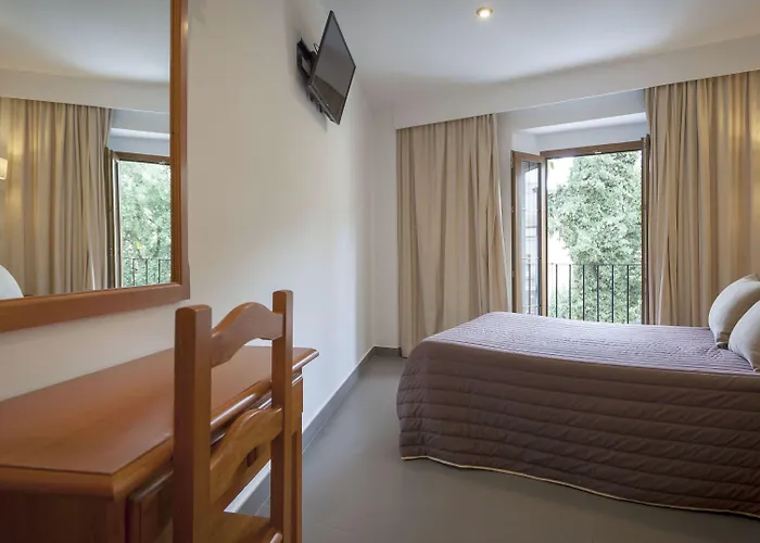 Rambla Emerita, Centro Ciudad ホテル 2*