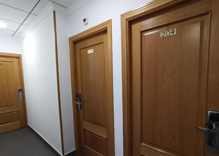 Rambla Emerita, Centro Ciudad ホテル 2*